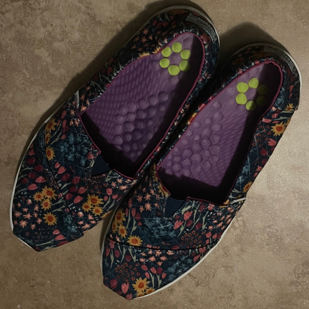 TOMS Floral Slip-On Women's Shoes